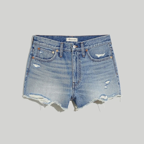 Madewell Pants - Madewell Relaxed Denim Shorts in Renfield Wash: Deconstructed Edition